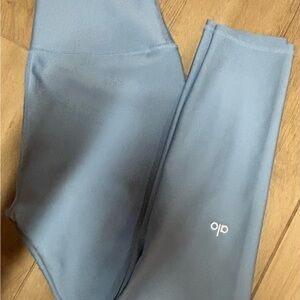 ALO Yoga Leggings Women's Medium Air Lift Light Blue Mid Rise Athleisure Train